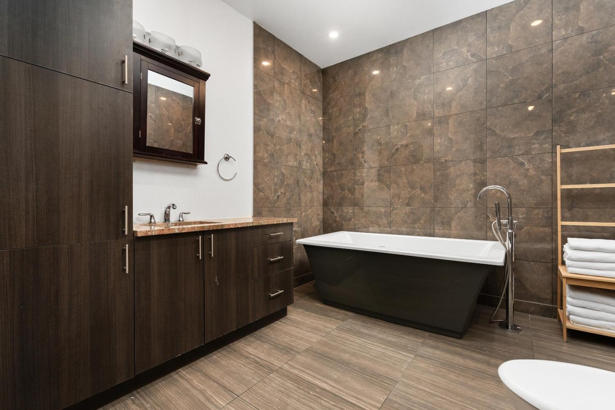 Boutique Lofts Notre Dame - Vieux Montreal Apartment Стая снимка